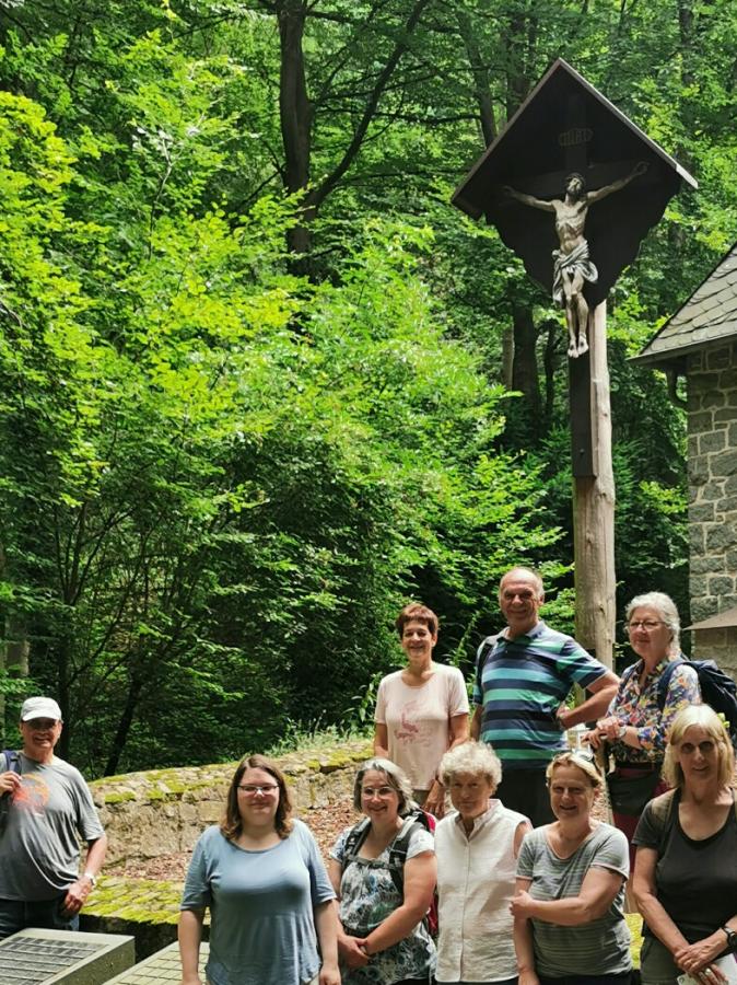 Sommerwanderung auf schönen Wegen zur Not-Gottes-Kapelle