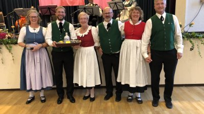 Ehrung beim Volkstanzfest der Spielschar Hessen